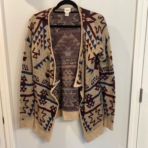 Daytrip medium sweater